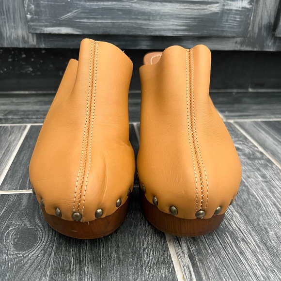 NWOT Seychelles Women's Loud and Clear Clog - Picture 3 of 9